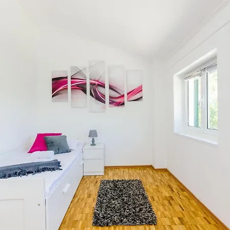 In With House A Panoramic View Broce
