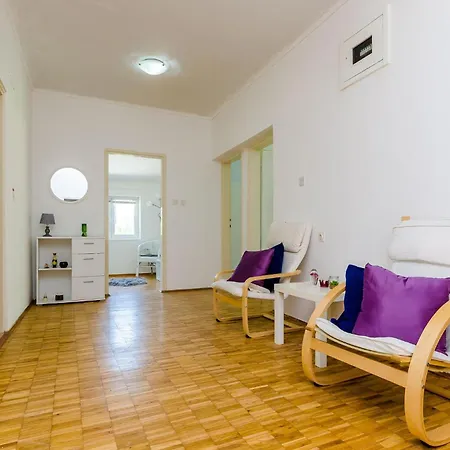 Holiday home In With House A Panoramic View *