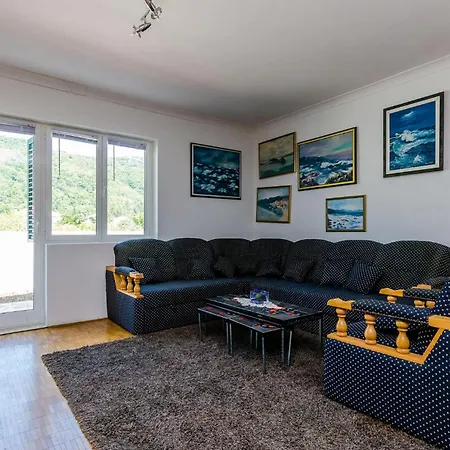 In With House A Panoramic View Holiday home