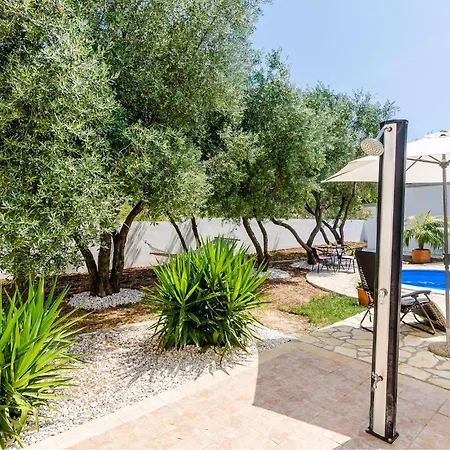 In With House A Panoramic View Broce
