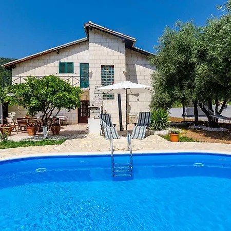 In With House A Panoramic View * Broce